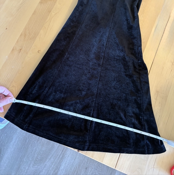 Umgee Women Flare Pants Velvet Black Size Large - Picture 5 of 7